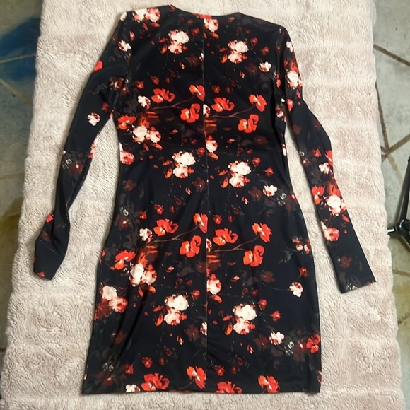 Wilfred floral long sleeve stretch bodycon dress - Picture 10 of 10